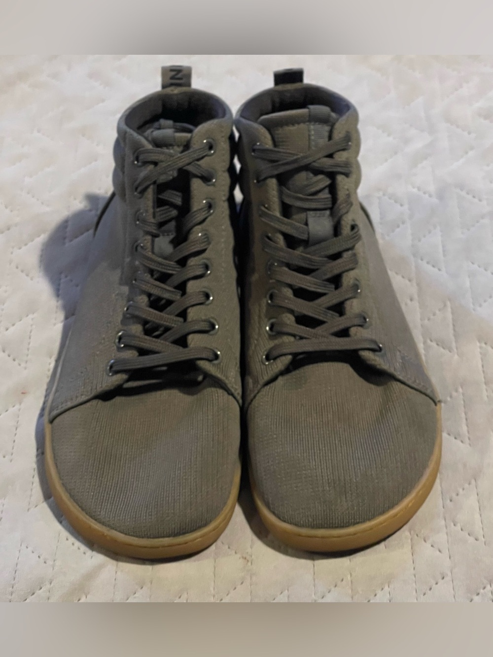 Feel Grounds shoes mens 9 pre-owned condition‎ gray